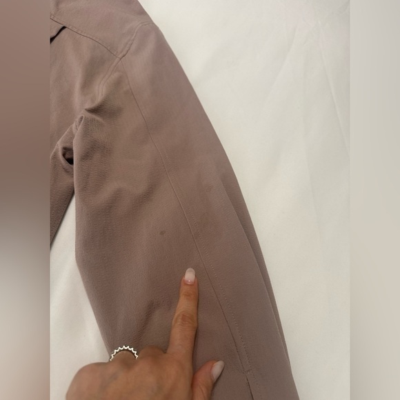 ALO Yoga Dreamscape Button Down Long Sleeve - Picture 9 of 9